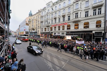Demonstrace na Národní třídě „Pražské květnové Rockvstání